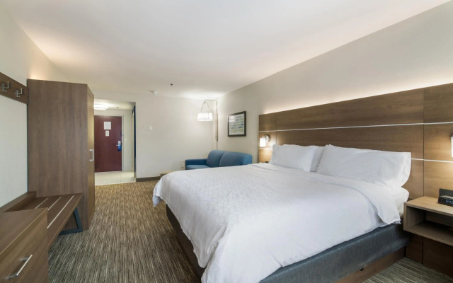 Holiday Inn Express Plymouth by IHG