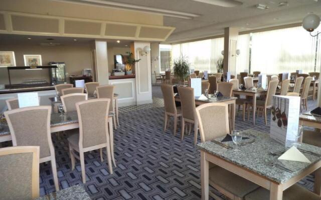 Airport Inn Gatwick