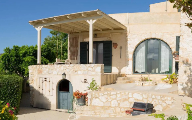 Olive House Traditional Villa with Pool