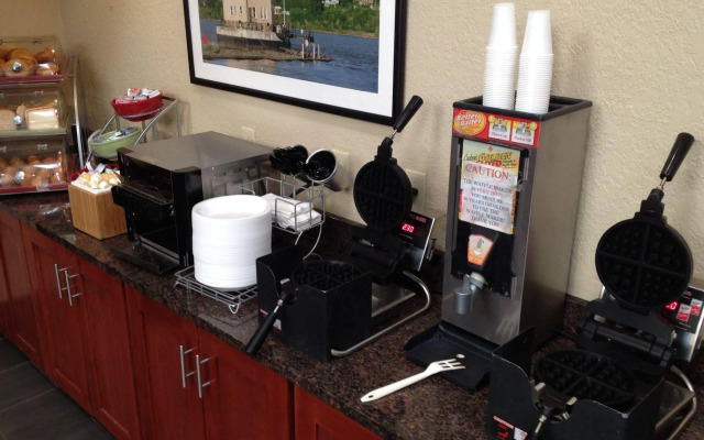 Best Western Fishkill Inn & Suites