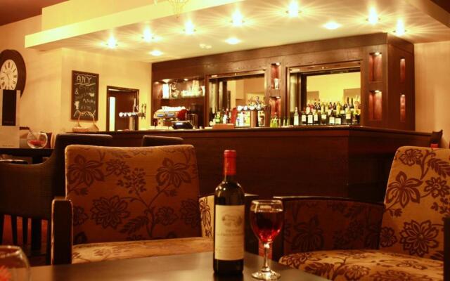 Gloucester Robinswood Hotel, BW Signature Collection