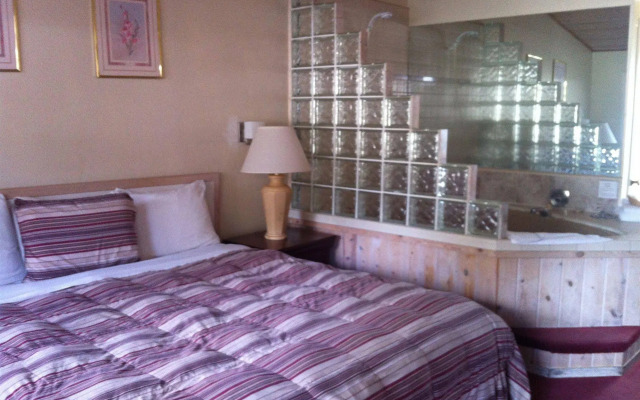 The Inn at Boatworks