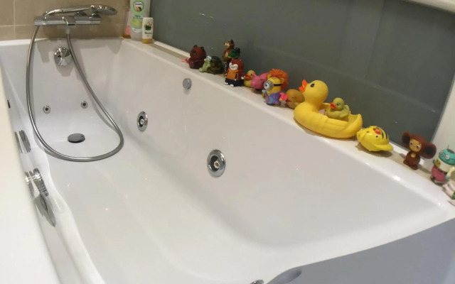 centro / internet / parking / aire acondicionado