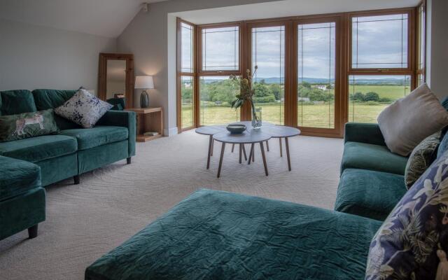 Knights Rest - 4 Bedroom - Princes Gate