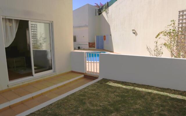 Apartamento Nathalie a 100m da Praia (T2)