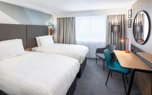Holiday Inn Aylesbury by IHG