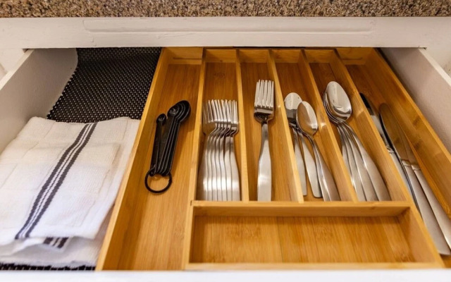 Zen Living Minutes From Little Saigon