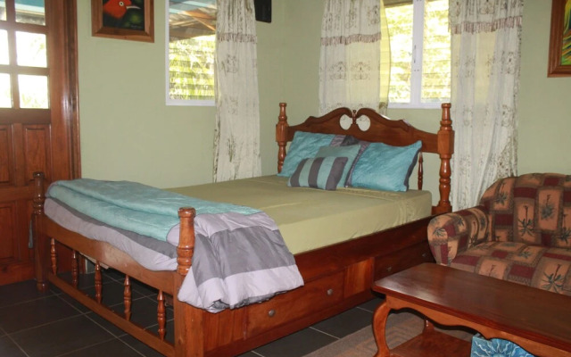 Inn The Bush Jungle Lodge
