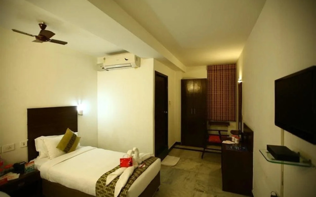 OYO Premium Guindy Olympia Tech Park