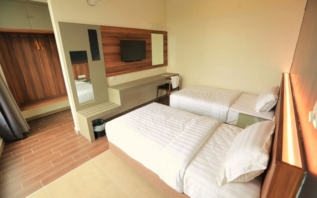 Pantai Regal Hotel
