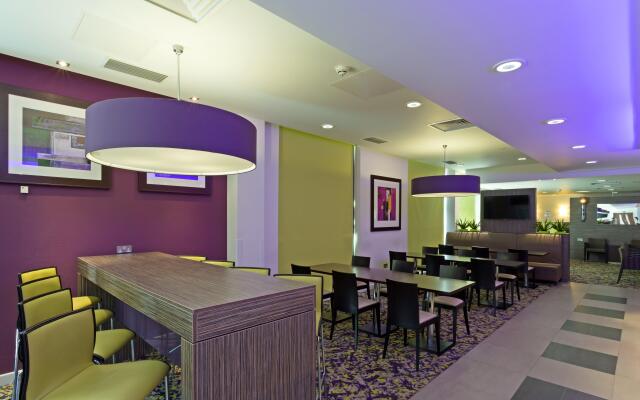 Holiday Inn Express Harlow, an IHG Hotel