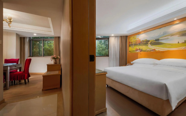 Vienna Hotel Shanghai New International Expo Center Xiuyan Road Metro Station – Guest Rooms – Shanghai
