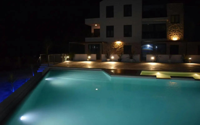 Penthouse No6