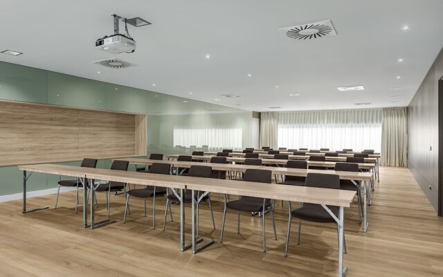 Ac Hotel Gava Mar