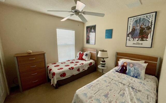 Grand Family House With Private Pool Near Disney Parks