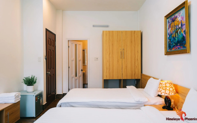 Himalaya Phoenix Hotel