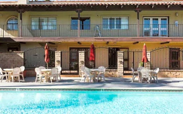 Channel Islands Inn