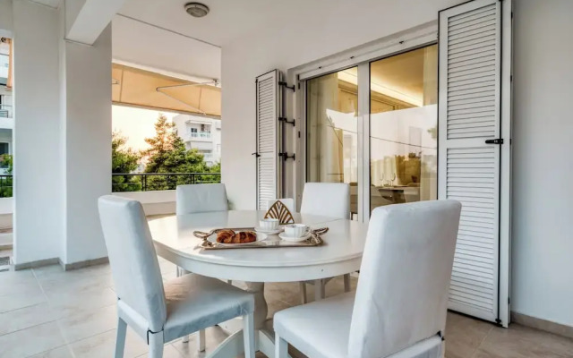Luxurious Stylish 2 Bd Villa in Voula