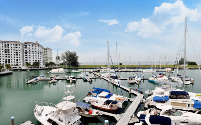 Avillion Admiral Cove