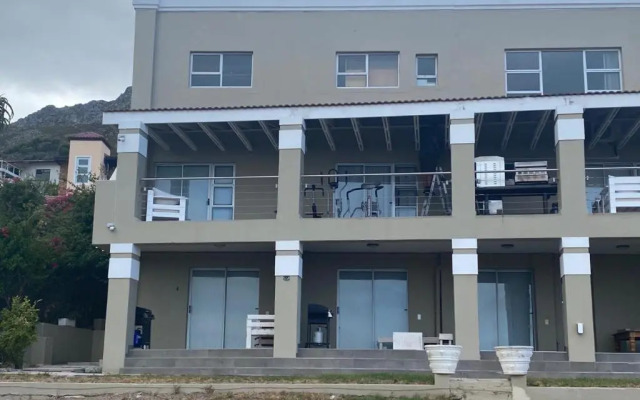 Seaview Sunset Boutique Apartments