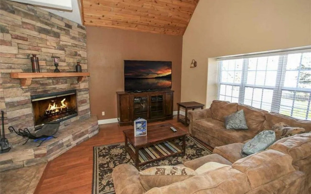 Lakeview Court Castle