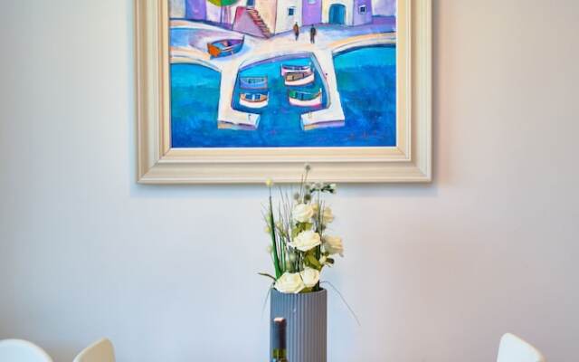 Luxury Seaside Apartment by Litto