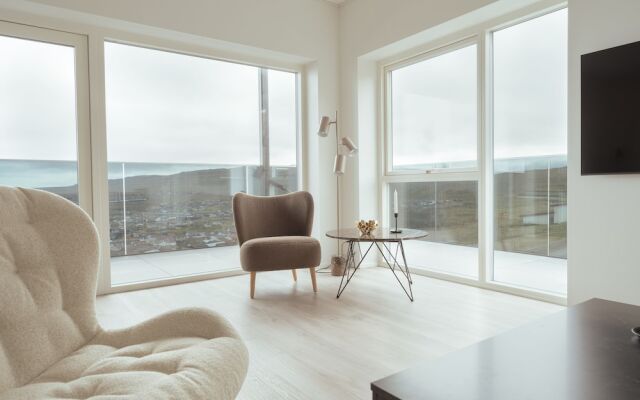 Nordic Swan Aparthotel | Seaview| Stunning 2Br Apt