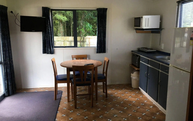 Stratford Motel & Holiday Park