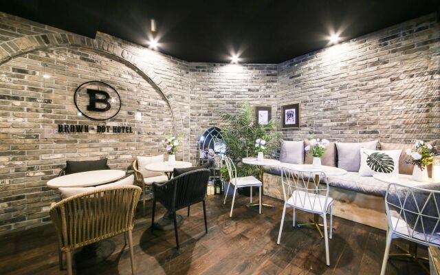 Brown Dot Hotel Yangjeong