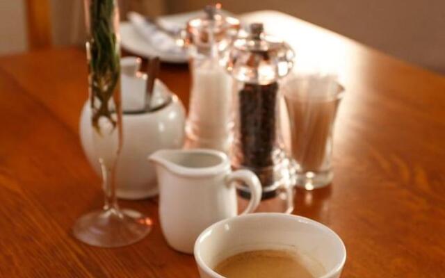 Bakenskraal Ostrich Palace