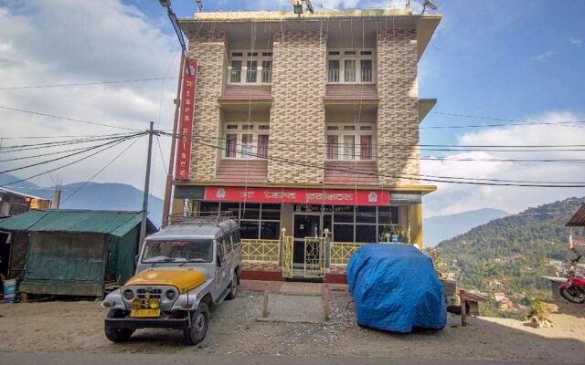 Goroomgo Tara Palace Pelling