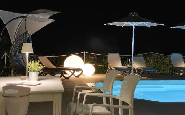 Hermoso Luxury Suites