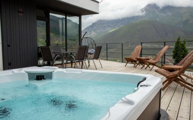 Коттедж с видом на горы