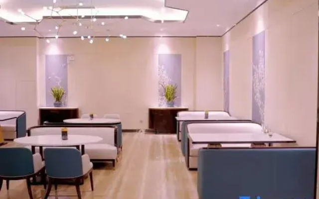 Tongzi County Fenghuangshan Hotel
