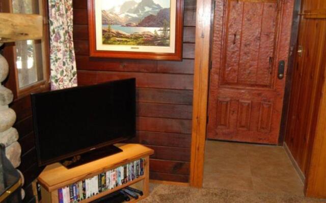 RedAwning Cabin #27 Raccoon Hollow