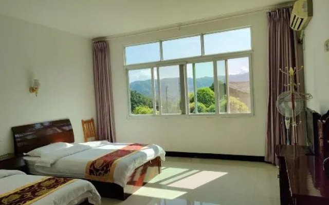 Zhuhai Guihuayuan Resort – Guest Rooms – Yibin