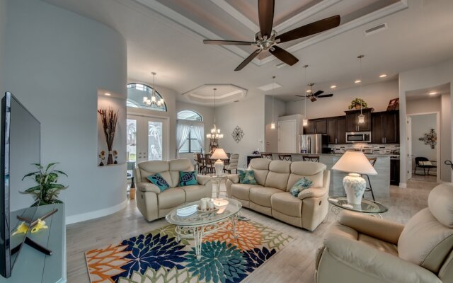 Villa Lake Kennedy - Roelens Vacations