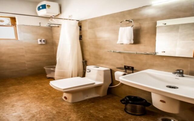 La Riqueza Hotels Raunsali