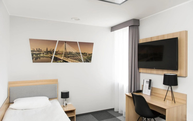 Waw Hotel Airport Okecie