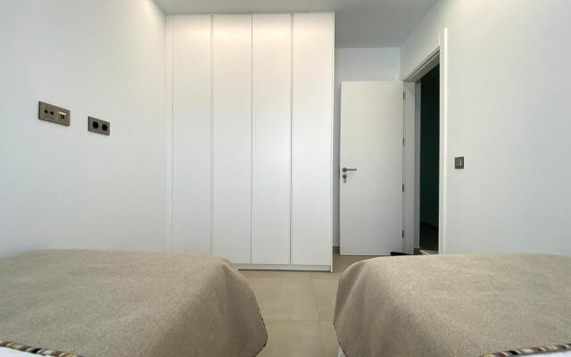 Marina Suites 9