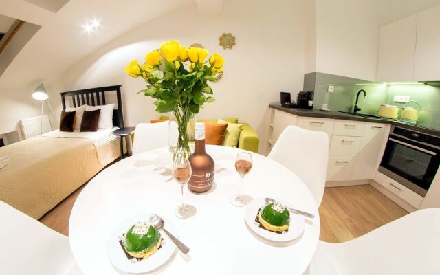 Nook Nook Apartments - Dietla 66