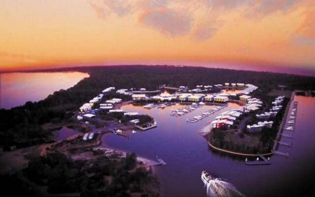 Couran Cove Island Resort