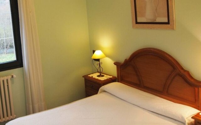 Hotel Pontes De Gatin