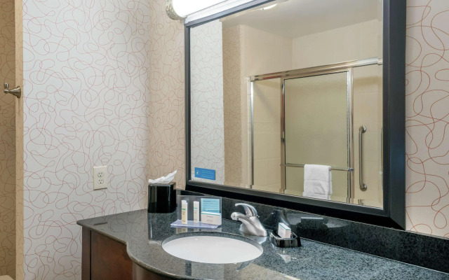 Hampton Inn Richmond Airport