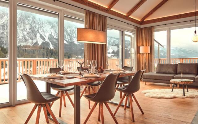 Die Tauplitz Lodges - Penthouse Grimming D7-1 by AA Holiday Homes