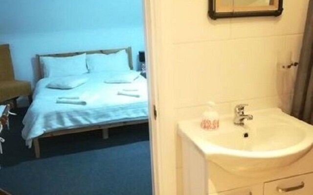 Royal Guest House II