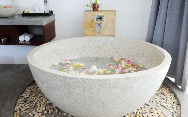 Chez Moi Suite and Spa