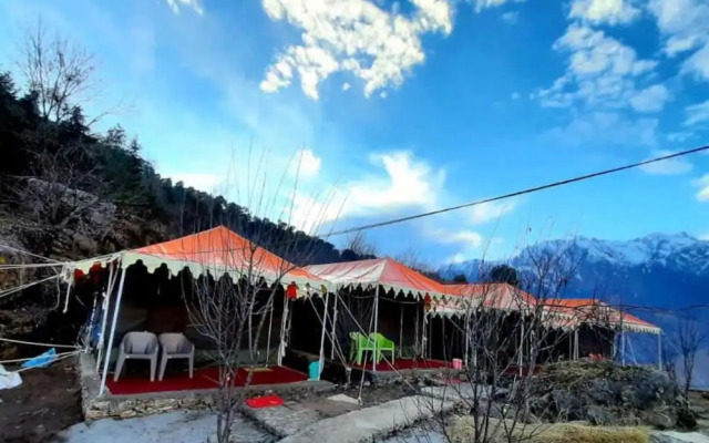 The Maple Leaf uttarakhand