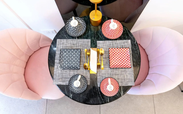 HOTIDAY Room Collection - Napoli Museo Suite