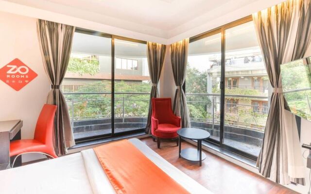 OYO Rooms Ballygunge Maddox Square